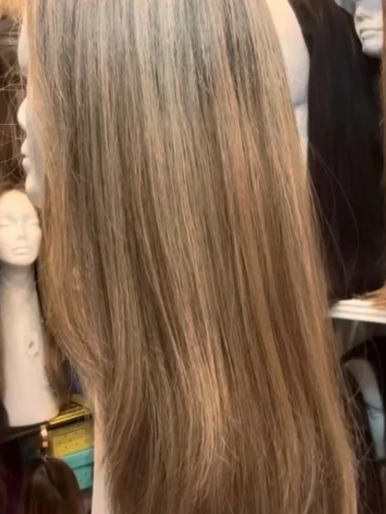 Irene Wig Human hair Adore Collection Sheitel sz medium 18-19 inches blondes