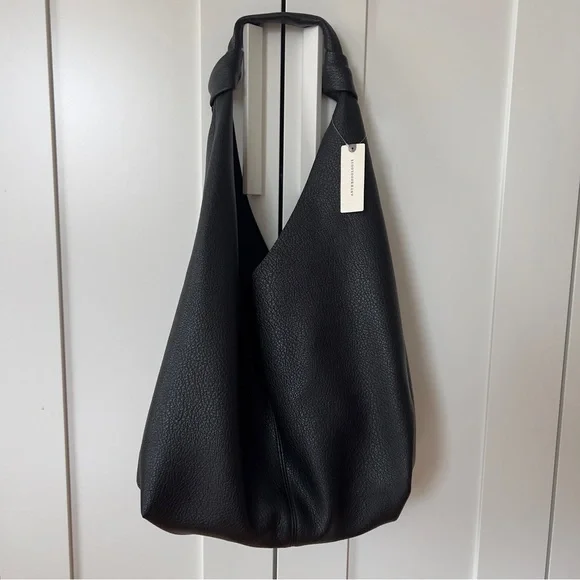 THE LOVE KNOT FAUX LEATHER BAG