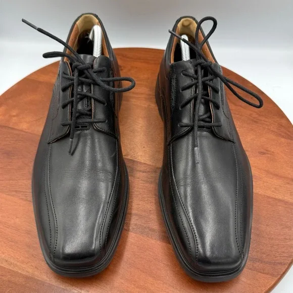 Clarks Unstructured Kenneth Black Leather Bicycle Toe Lace Up‎ Oxford Shoes M11