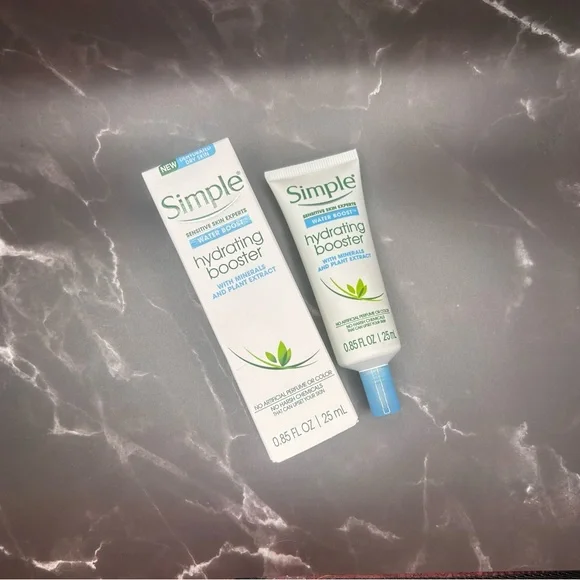 Simple Hydrating‎ Booster for Sensitive Skin