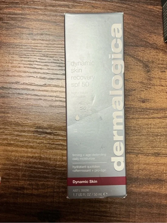 dermalogica Dynamic Skin Recovery SPF 50 - Silver with Maroon Accent