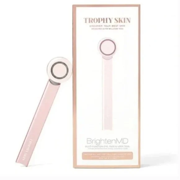 TROPHY SKIN BrightenMD 4-in-1 LED Light Therapy Device (NEW‎ & SEALED IN BOX!)