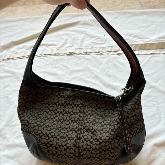 Coach Vintage Signature Black Hobo Bag with signature C’s