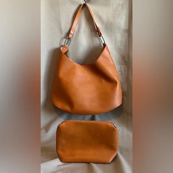 Light brown Leather Shoulder Bag and make up bag set