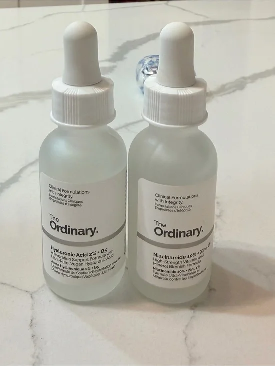 The Ordinary Hyaluronic Acid & Niacinamide + Zinc