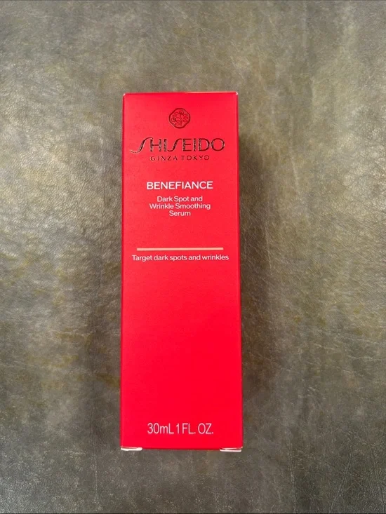Shiseido Benefiance Dark Spot and Wrinkle Smoothing Serum