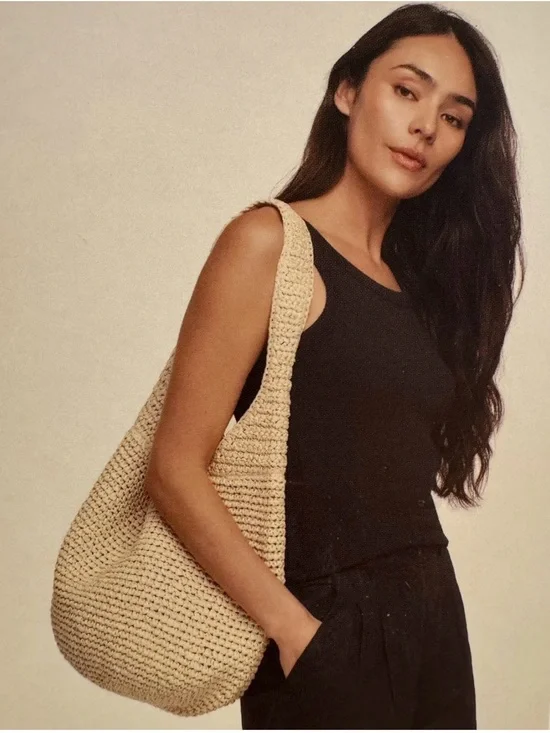 BANANA REPUBLIC RAFFIA TOTE BAG Boho Crochet Shoulder Bag — Cream Straw Tote