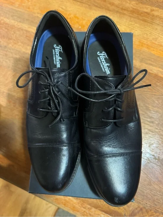 Florsheim Black Leather Cap-Toe Derby Lace-Up Oxfords