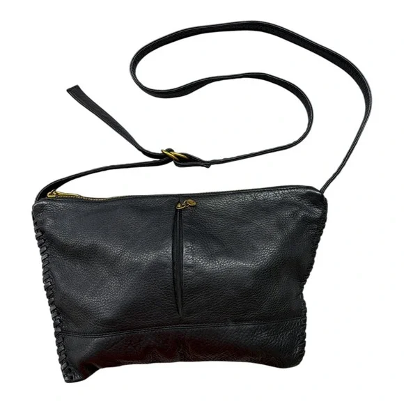 HOBO Black Leather Shoulder Bag Whipstich Detail Brass LOGO Hardware Purse EUC
