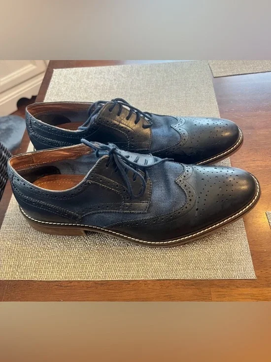 Alfani Navy Blue Oxford Wingtip men’s dress shoes‎