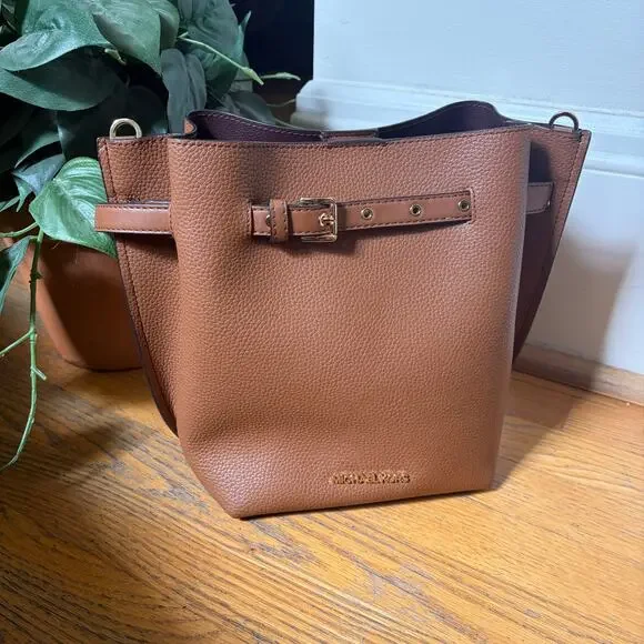 Michael Kors Emilia Small Bucket Messenger Bag Luggage Brown -no strap