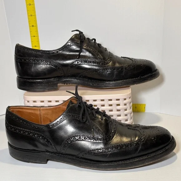 Vintage Church’s handmaid size‎ 12 Classic Black Leather oxford Brogues 22