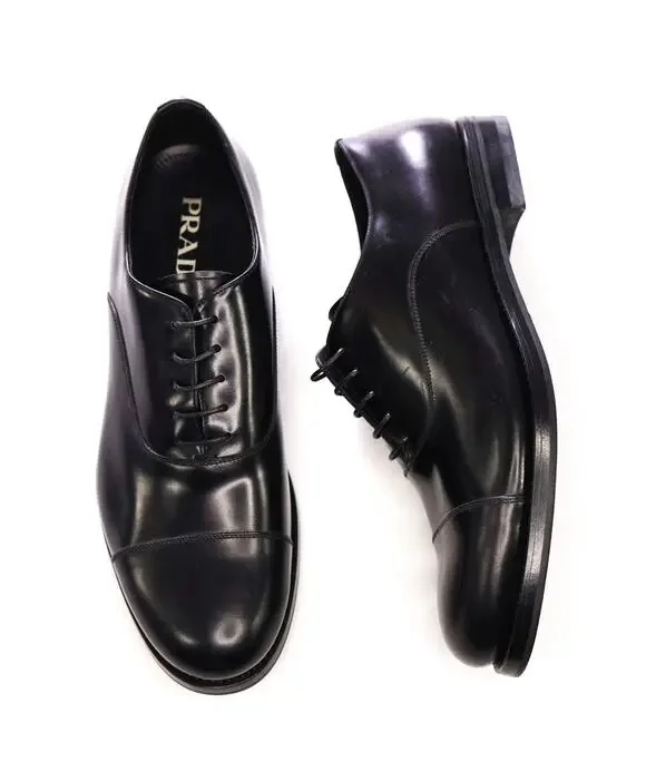 $1,270 PRADA - Black Leather Oxfords - US 10 (9UK)