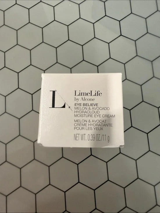 LimeLife Eye Believe Melon & Avocado Hydracloud Moisture Eye Cream – White