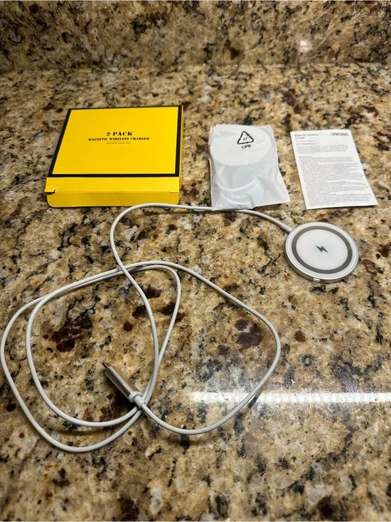 Magnetic Wireless Charger Pad - White