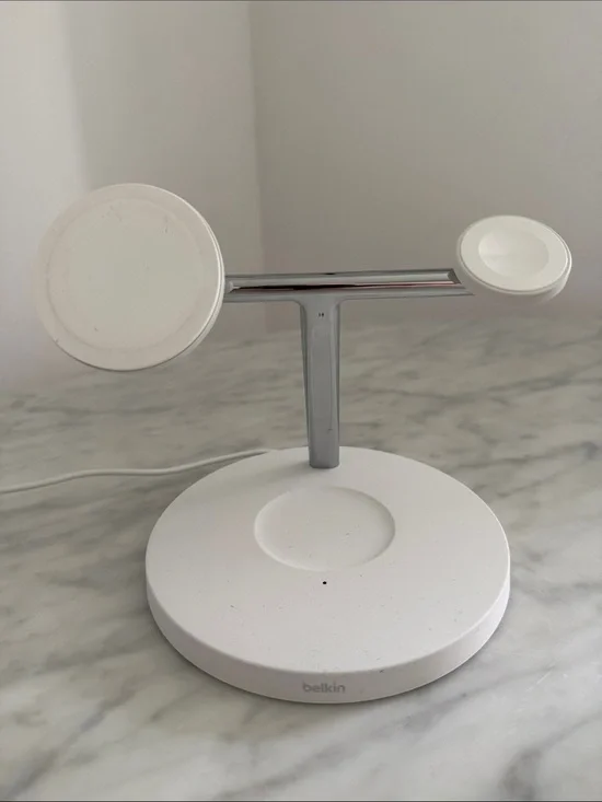 The Belkin Boost Charge Pro 3-in-1 Wirelss Charger with MagSafe