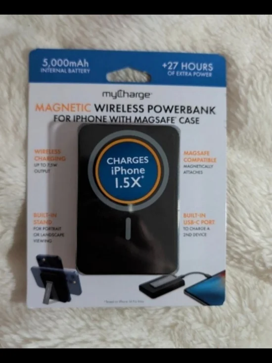 myCharge Magnetic Wireless Power Bank For iPhone With Magsafe Case