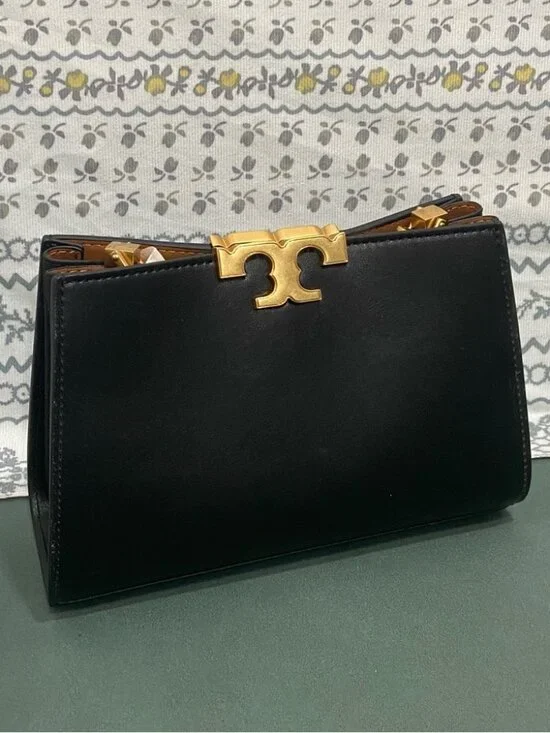 Tory Burch Elegant Black Leather Handbag