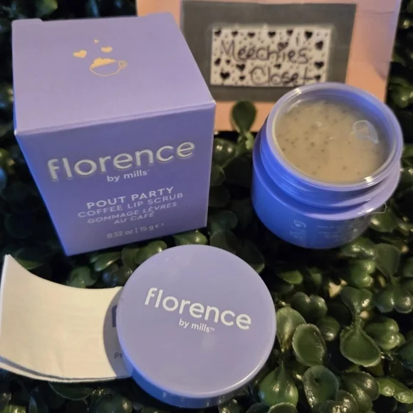 Florence By Mills Pout Party Coffee Lip Scrub .52 oz  New In Box