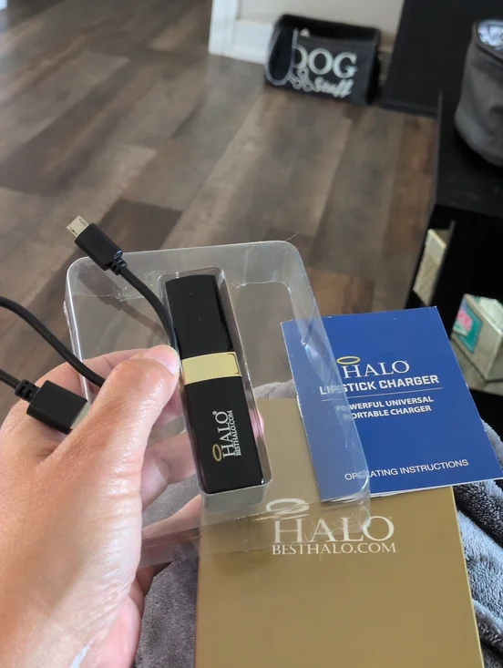 NIB HALO Lipstick Portable Charger 3000 mAh Power Bank