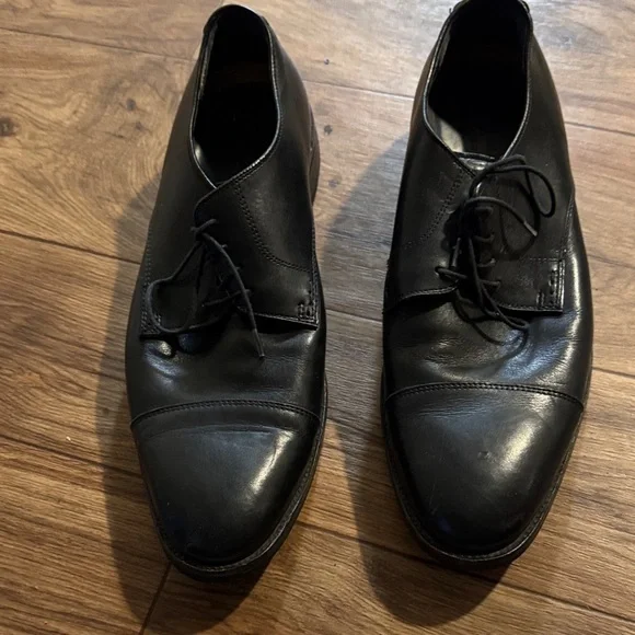 Cole Haan Black Leather Oxfords