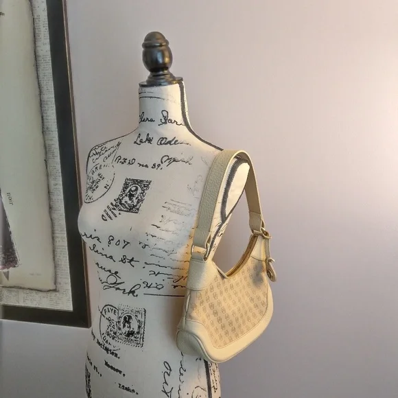 Authentic Dooney & Bourke small‎ hobo purse& wallet