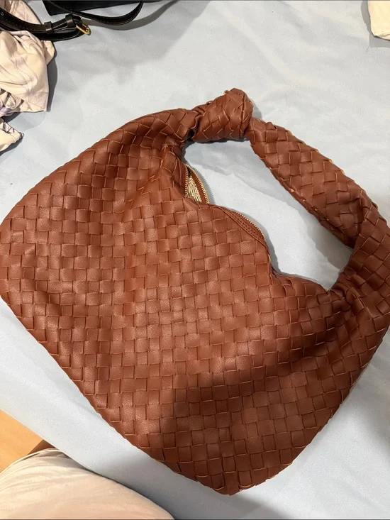 Woven Hobo Shoulder Bag in Brown