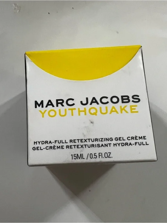 Marc Jacobs White & Yellow Youthquake Gel Crème Box