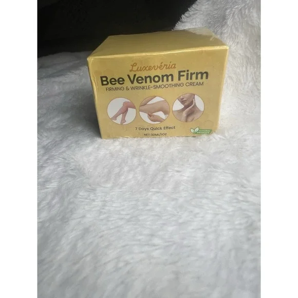 Luxeveria BEE VENOM Firm *NEW* Firming & Wrinkle Smoothing Cream