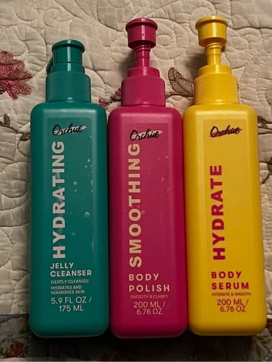 Hydrating Jelly Cleanser, Body Scrub; Lotion Set