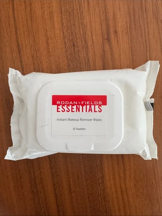 Rodan & Fields New Instant Makeup Remover Wipes