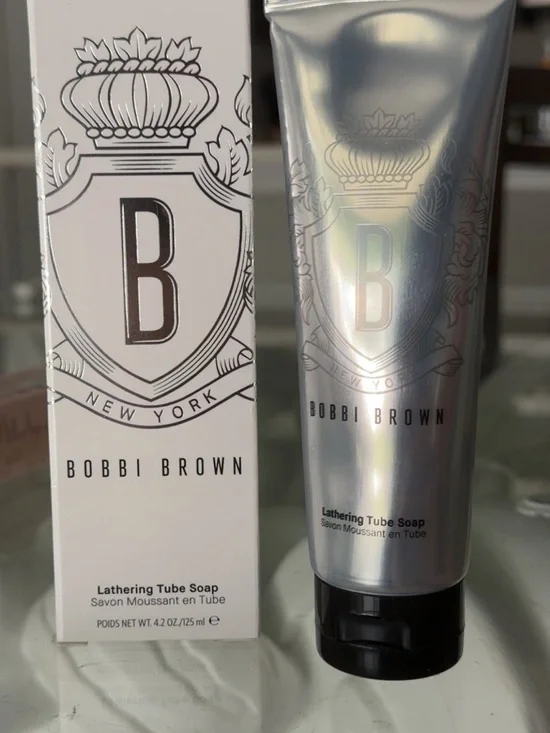 Bobbi Brown Silver and White Lathering Tube Cleanser