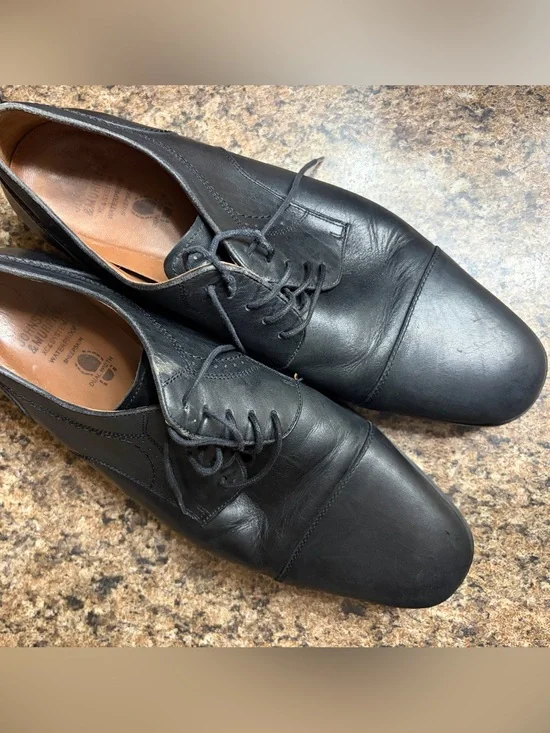 Johnston Murphy Men's Black Leather Cap-Toe Oxford Shoes