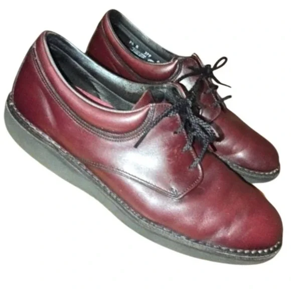 Eva Tech‎ 379 Men's dress shoes size 9.5 B Brown/Burgundy