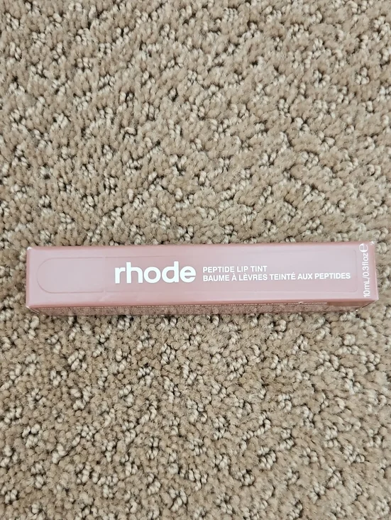 RHODE Peptide Lip Tint in Toasr
