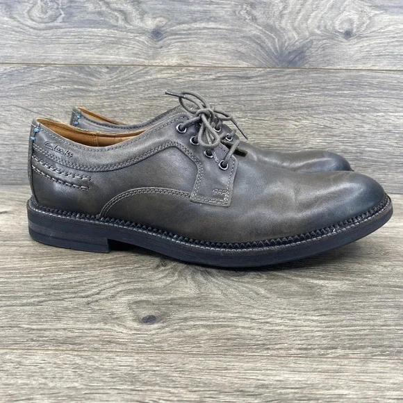 Clarks Derby Shoes Mens 10 Grey Leather Distressed Lace Up 26110632