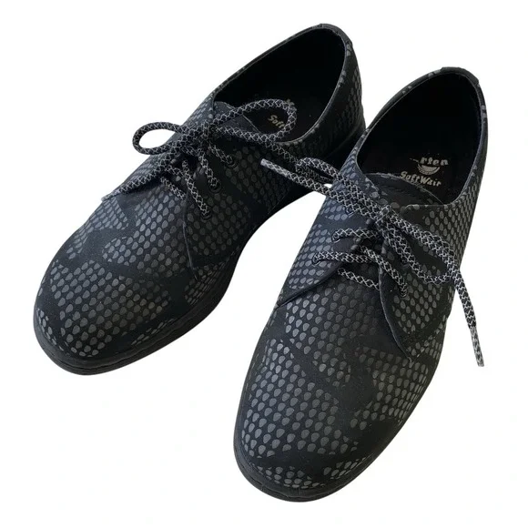 Dr. Martens Airwair Softwair‎ Cavendish Oxford Shoes Black Camo Men 6 Women 7