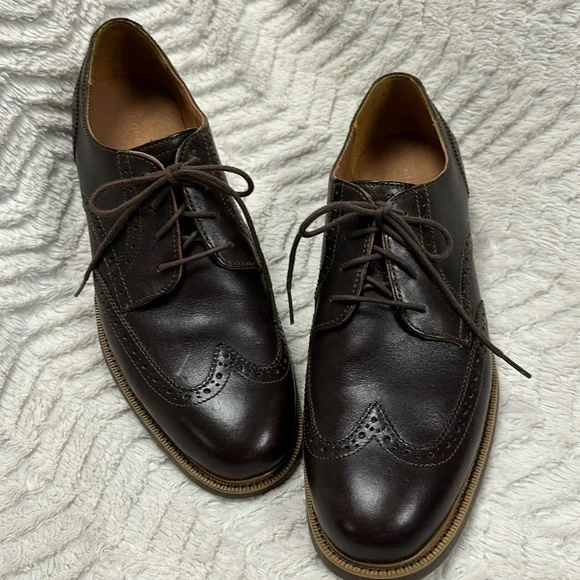 COLE HAAN  GRAND OS OXFORD Dark Brown, Wingtip Oxford Lace Up Shoes, 10.5 M EUC