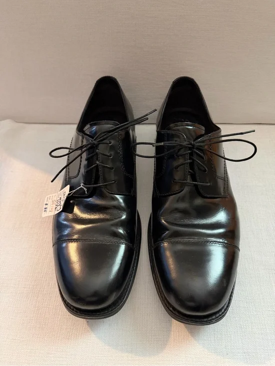 Men’s Johnston & Murphy Men's Black Cap-Toe Leather Oxfords