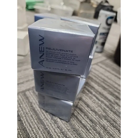 New Sealed AVON‎ Anew REJUVENATE 24 Hour Eye Moisturizer 0.33 oz.  SPF 25