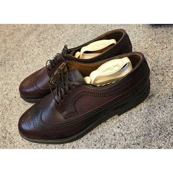 G.H. Bass & Co. Men's 11.5M Brown Leather Wingtip Brogue Oxford Shoes USA Made