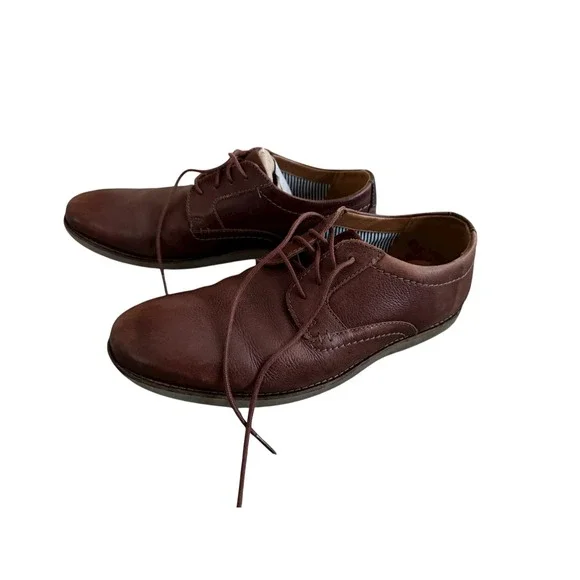Clarks Men's‎ Leather Oxford Shoes – Size 10.5M – Gently Worn