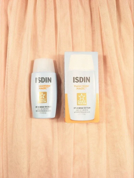 ISDIN Fusion Water MAGIC SPF 40
