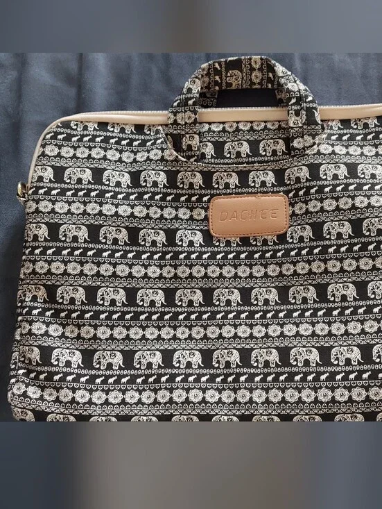 Dachee Black & White Elephant Print Laptop Bag