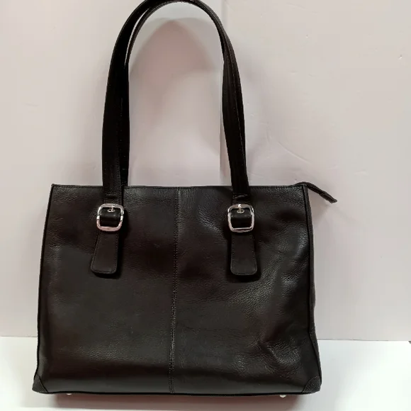 GUN TOTE'N MAMA'S Black Cowhide Leather Laptop Portfolio Tote/ Shoulder Bag