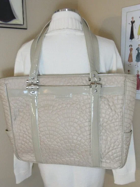 Vera Bradley Quilted Khaki/Beige Bonjour Laptop Bag Satchel Tote Handbag