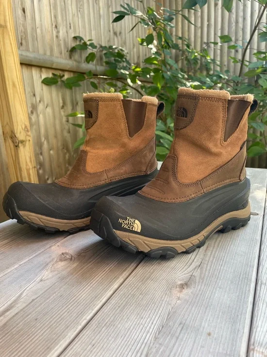 The North Face Chilkat IV Pull-On Waterproof Winter Snow Boots Brown Men’s Sz 8