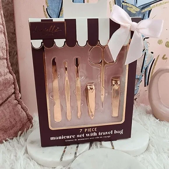 Danielle Creations 7 Piece Manicure Set ( For details see inside listing )