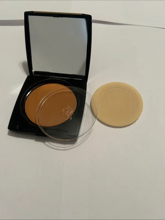 Lancôme Dual Finish Powder Foundation- 460 Suede (W)