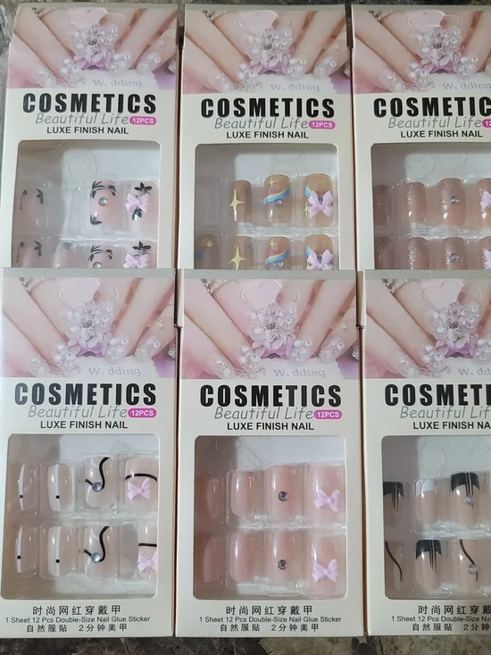 Cosmetics Beautiful Life Luxe Finish Press On Nail Sets - Pink Accents